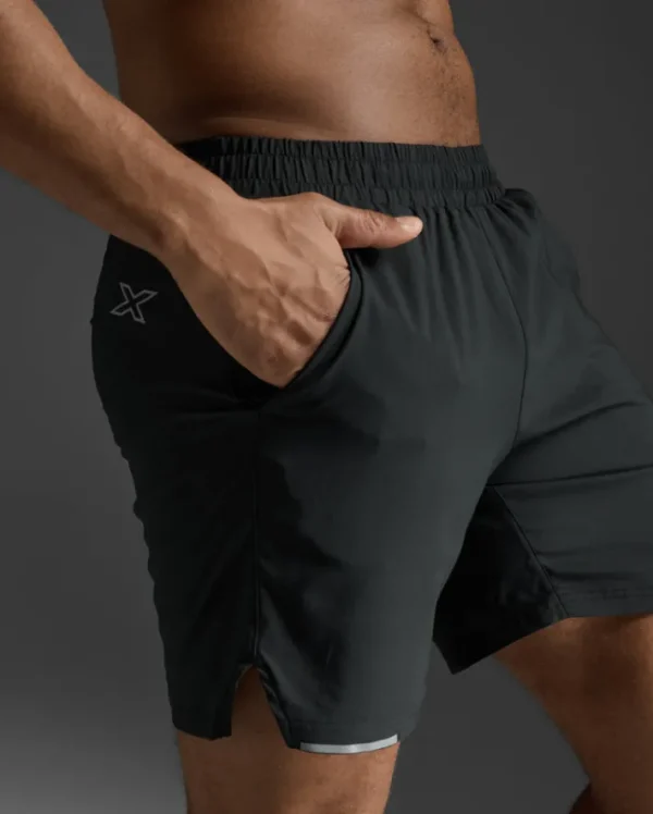 Online 2XU Aero 7 Inch Shorts Black/Silver Reflective