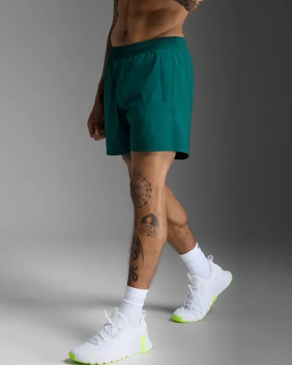 Fashion 2XU Motion 5.5 Inch Shorts