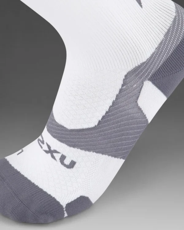 Fashion 2XU Vectr Light Cushion Crew Socks White/Grey